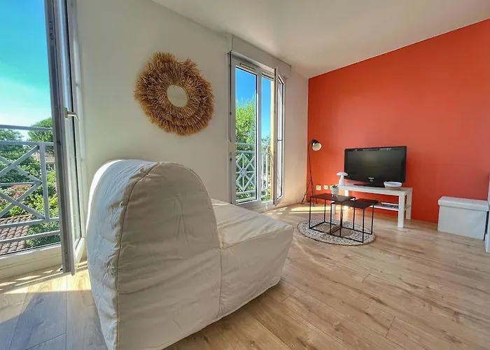 Studio Refait A Neuf Avec Parking